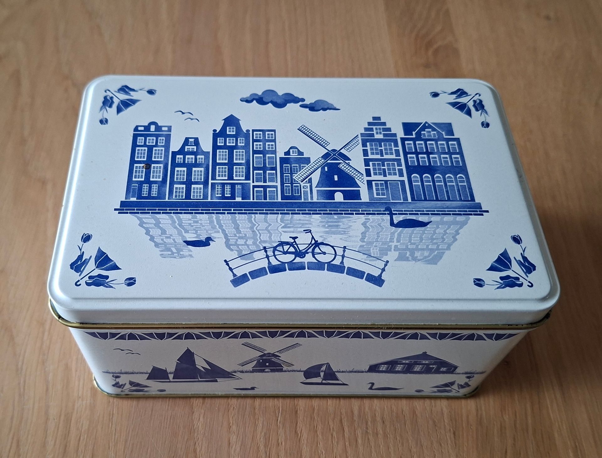 Delfts blauw koekblik