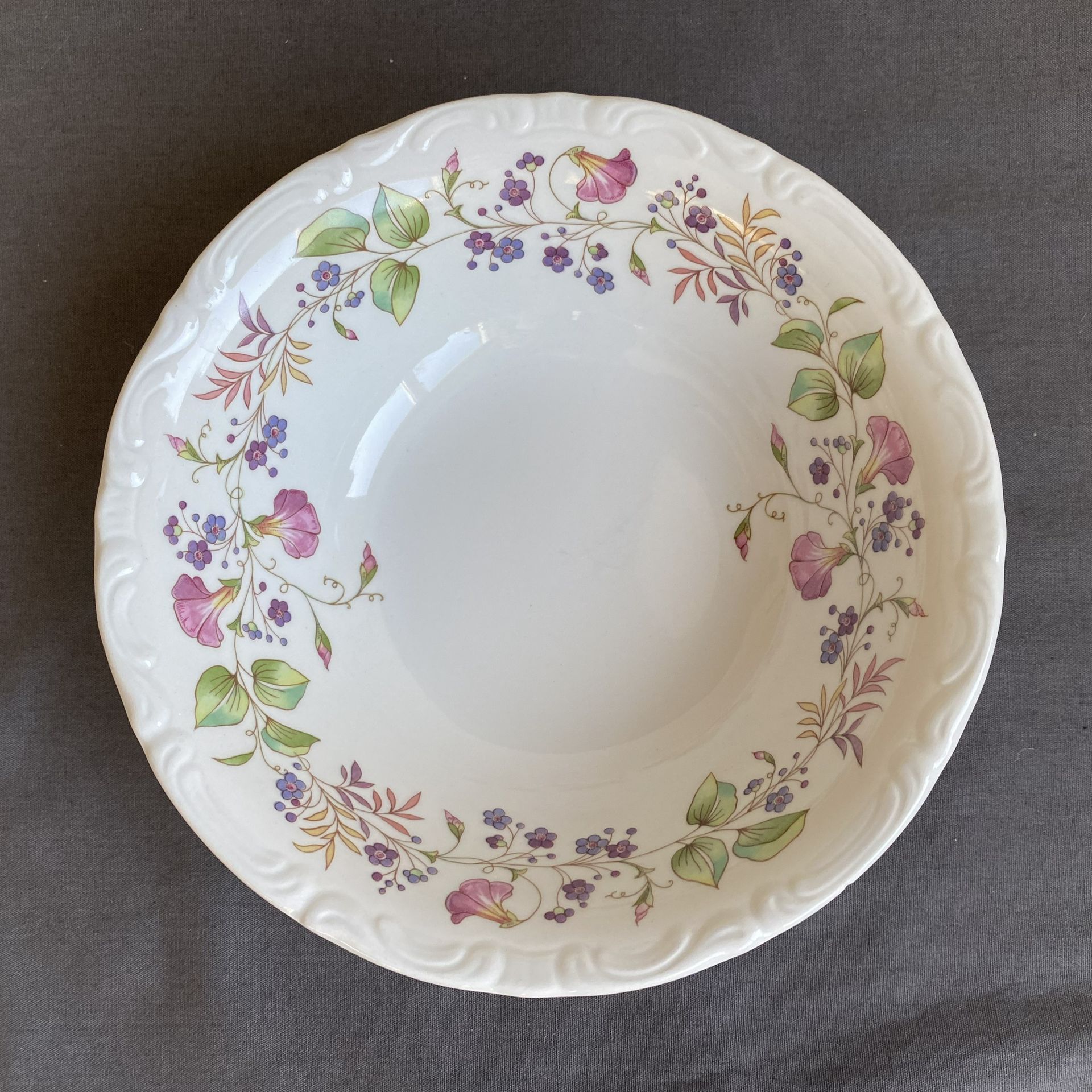 Vintage porseleinen schaaltje met bloemmotief van Pontesa Spain.