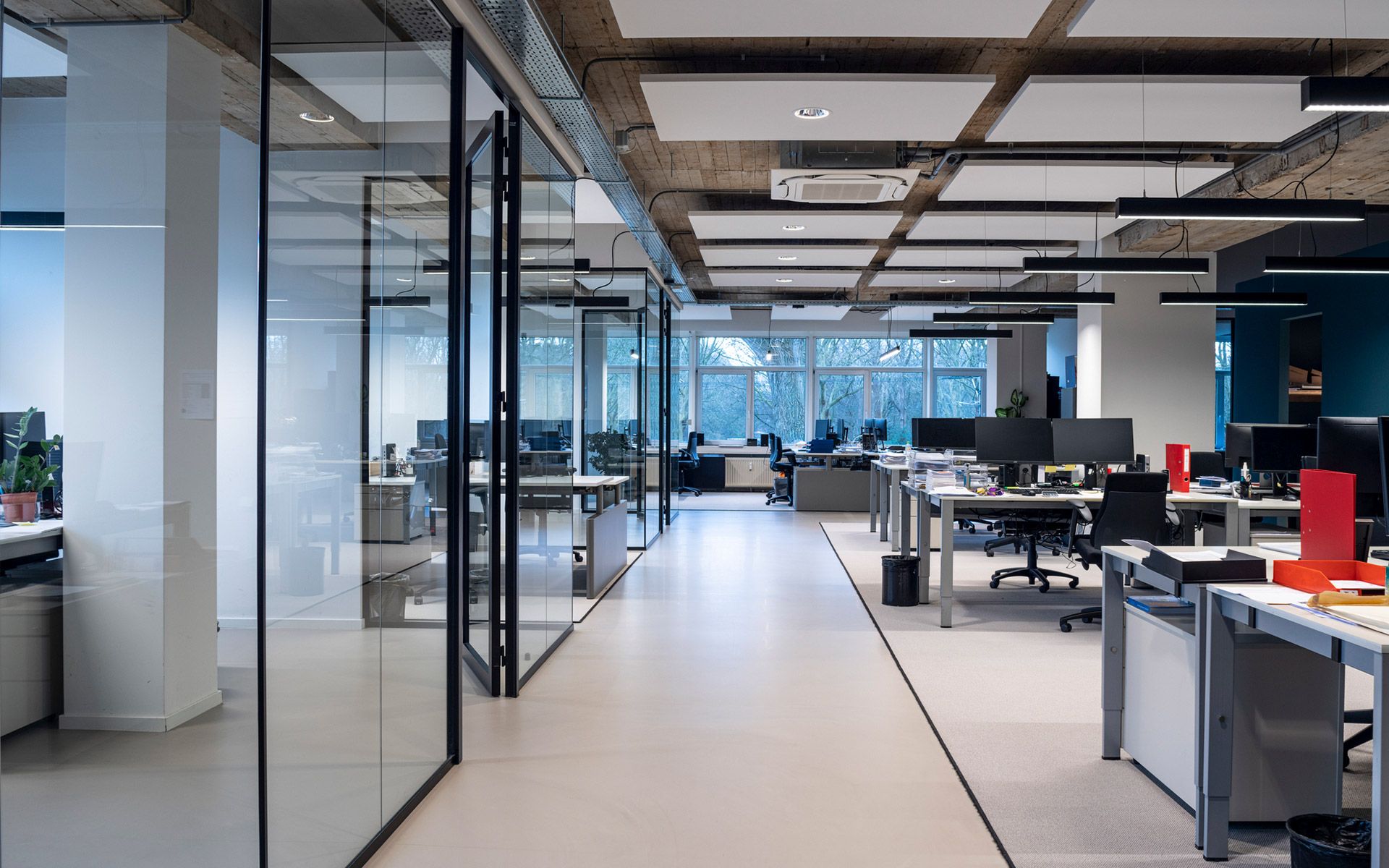 Clean Office — Champaign, IL — Illini Cleaning Services