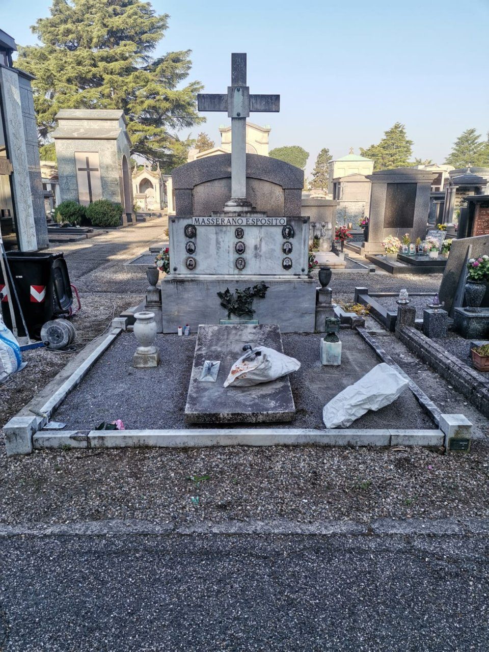 Manutenzione tombe
