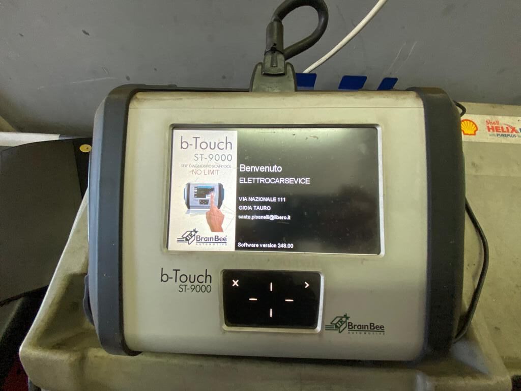 intervento di car wrapping