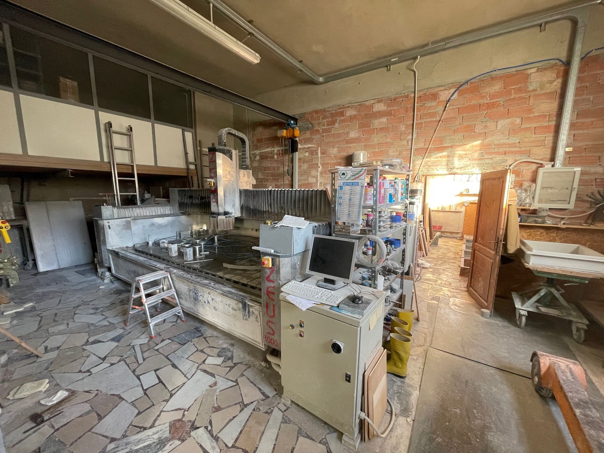 laboratorio marmista per cimitero