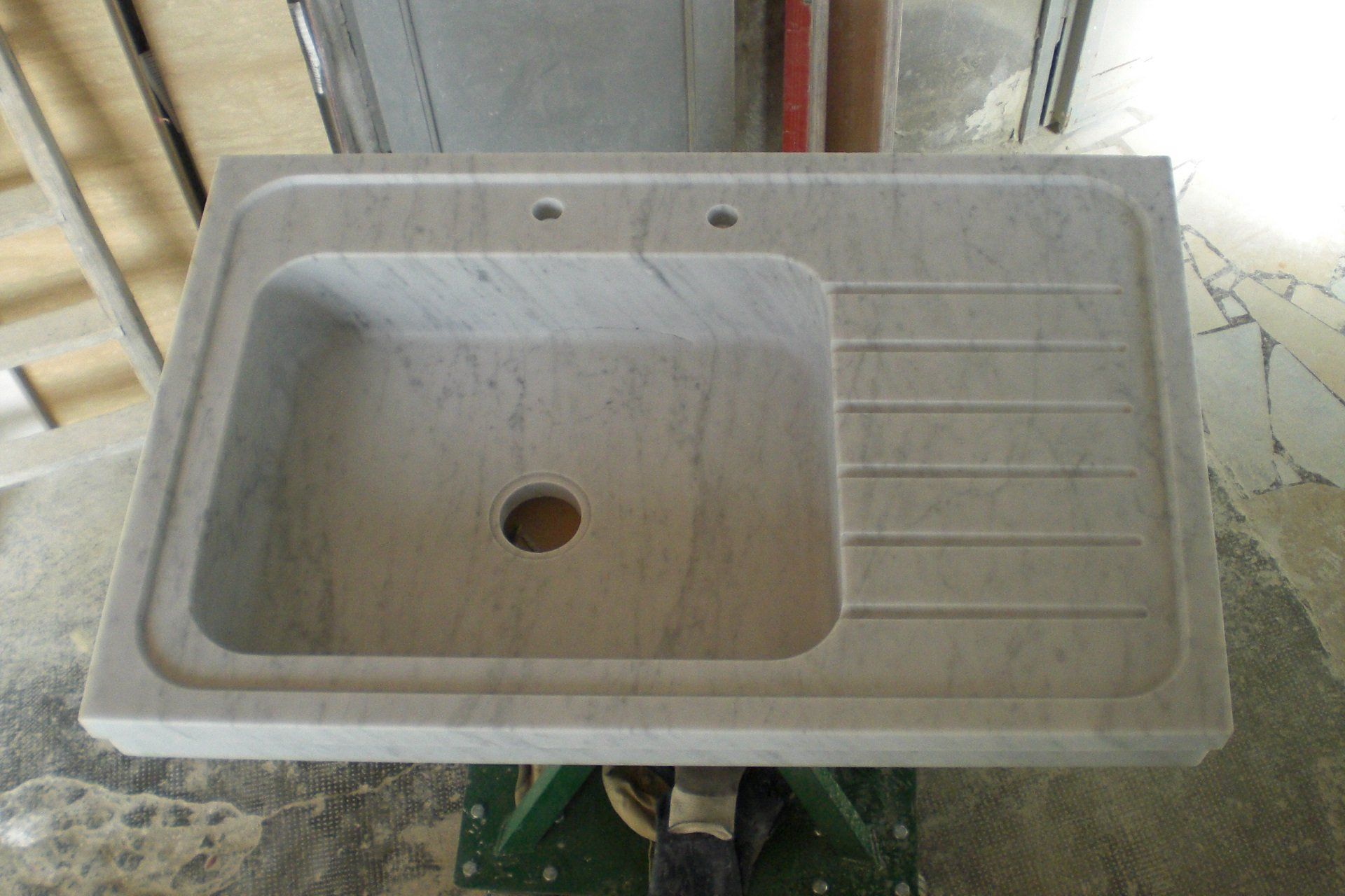 lavandino in marmo, lavabo in pietra, lavorazione marmi arredamento