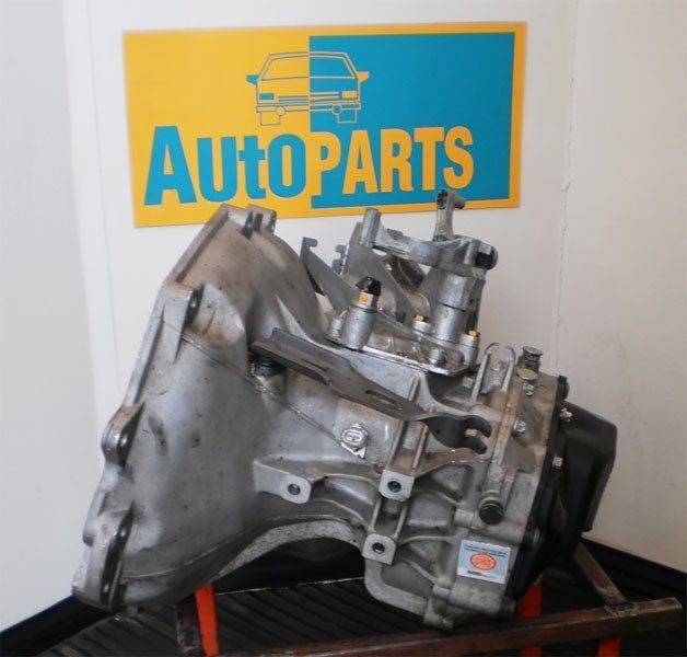 Caja de velocidad Chevrolet Centa/Corsa - repuesto usado original en Salta