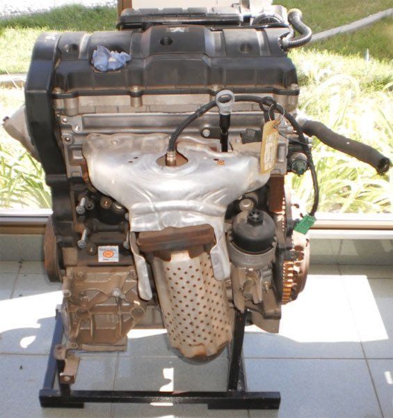 Motor Peugeot 1.6 16 V - repuesto usado original en Salta
