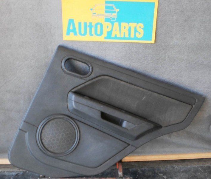 Tapizado puerta Ecosport - repuesto usado original en Salta
