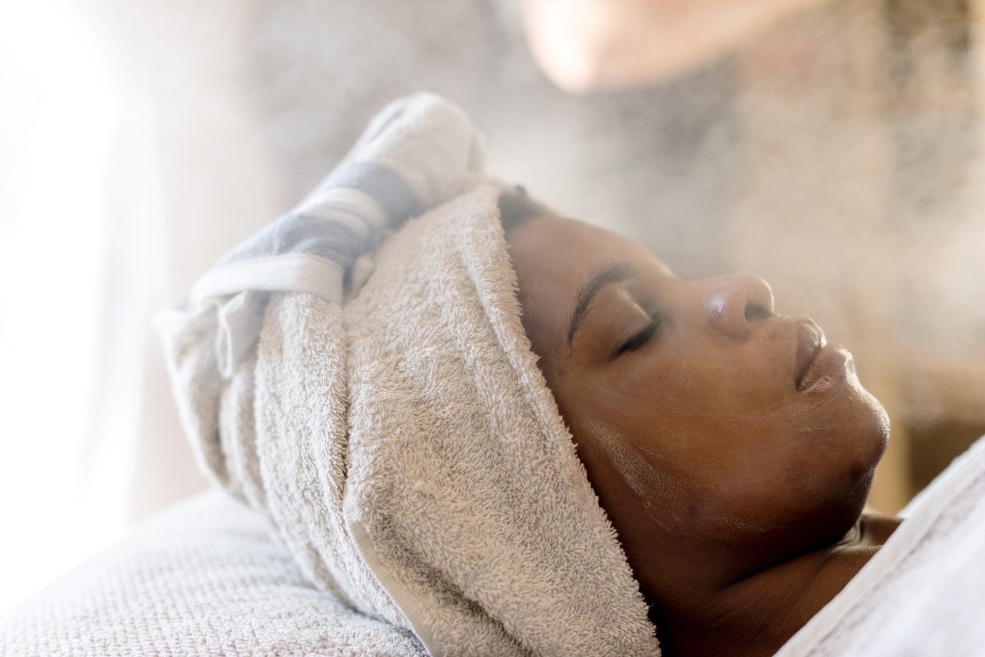 Doctor Use Hydra Vacuum Cleaner — Baltimore, MD — Paparazzi Spa