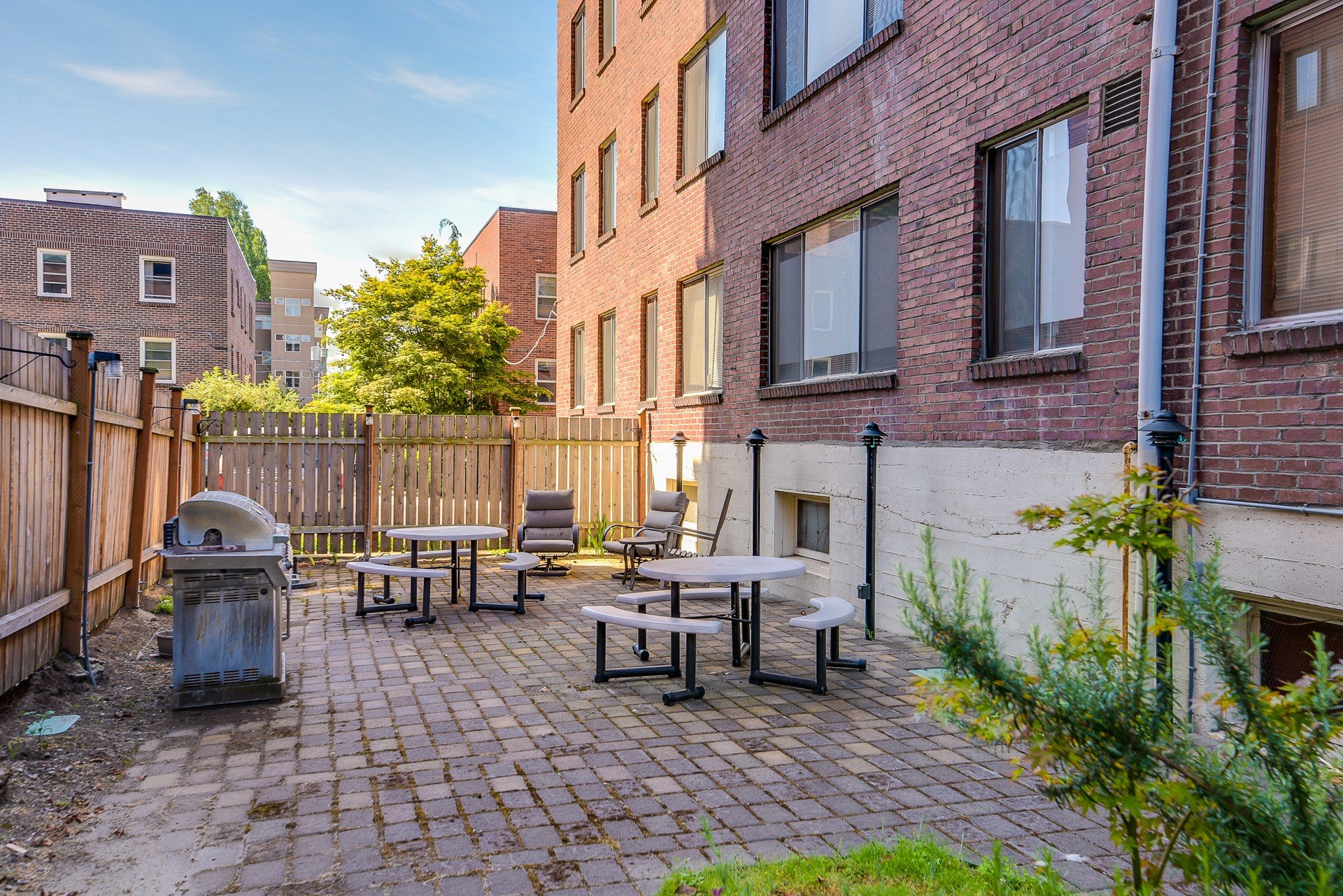 Hillcrest Manor Apartments Pacific Crest Real Estate