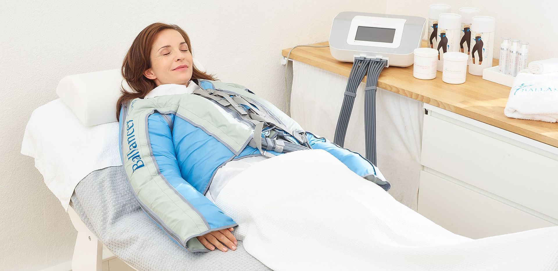 Cryomaxx Ganzkörperkältesauna Lymphdrainage in Erlangen