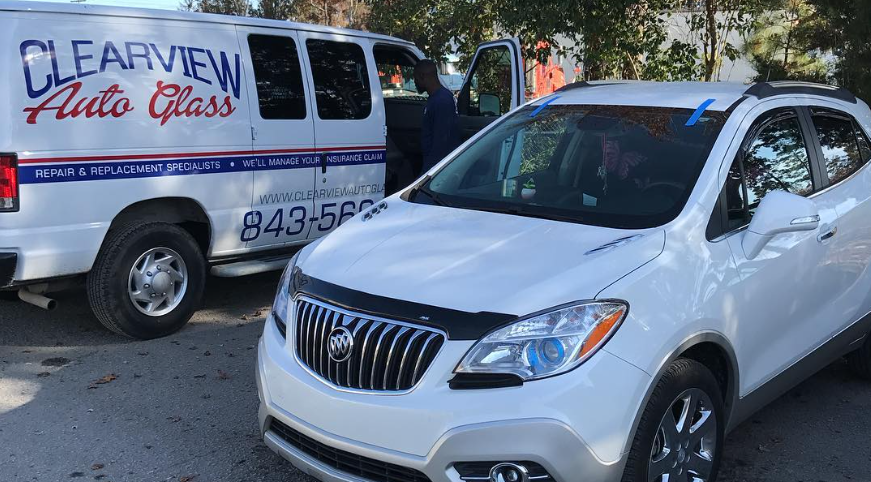 Mobile windshield replacement in Charleston, SC Mobile windshield replacement in Charleston, SC