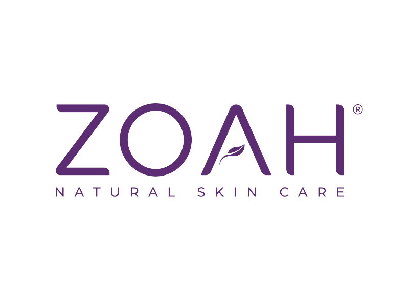 Logotipo de Zoah Natural Skin Care en color púrpura sobre fondo blanco.
