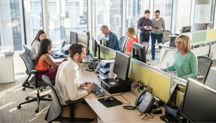 what is a full-time employee?