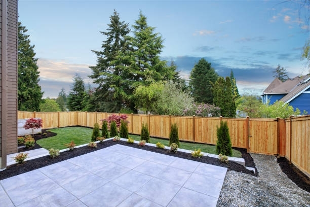 Wide Backyard | South Elgin, IL | Ozone Fence & Deck