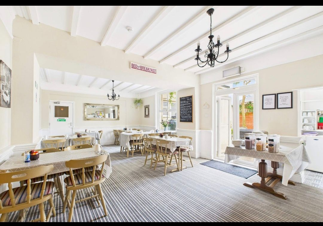 Breakfast room
