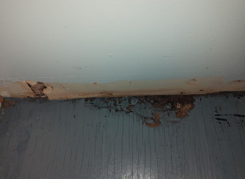 damaged material 