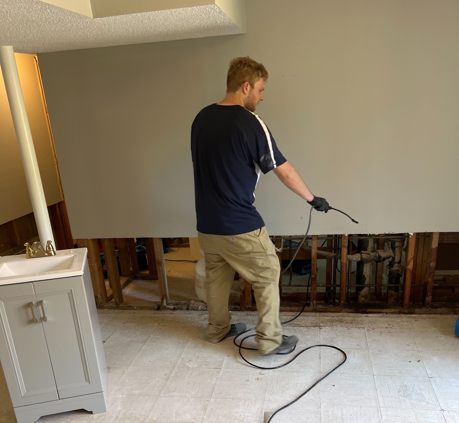 flooded basement cleanup