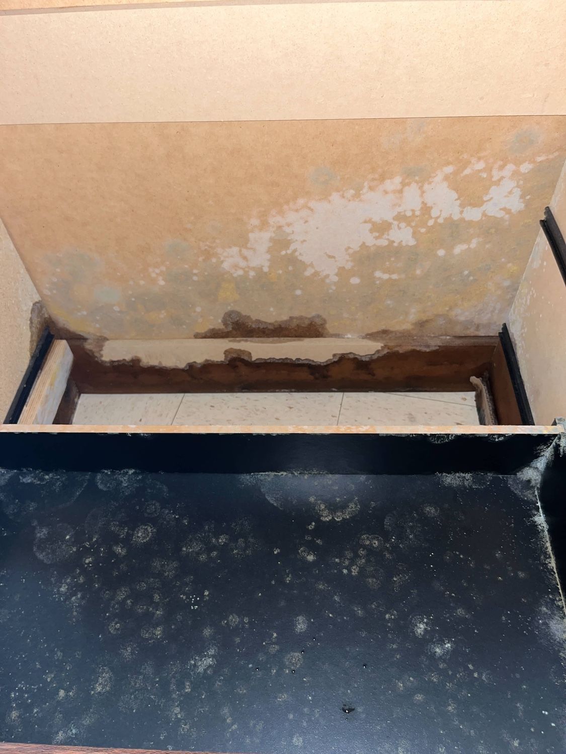water damage area in a fulton, mo apartment