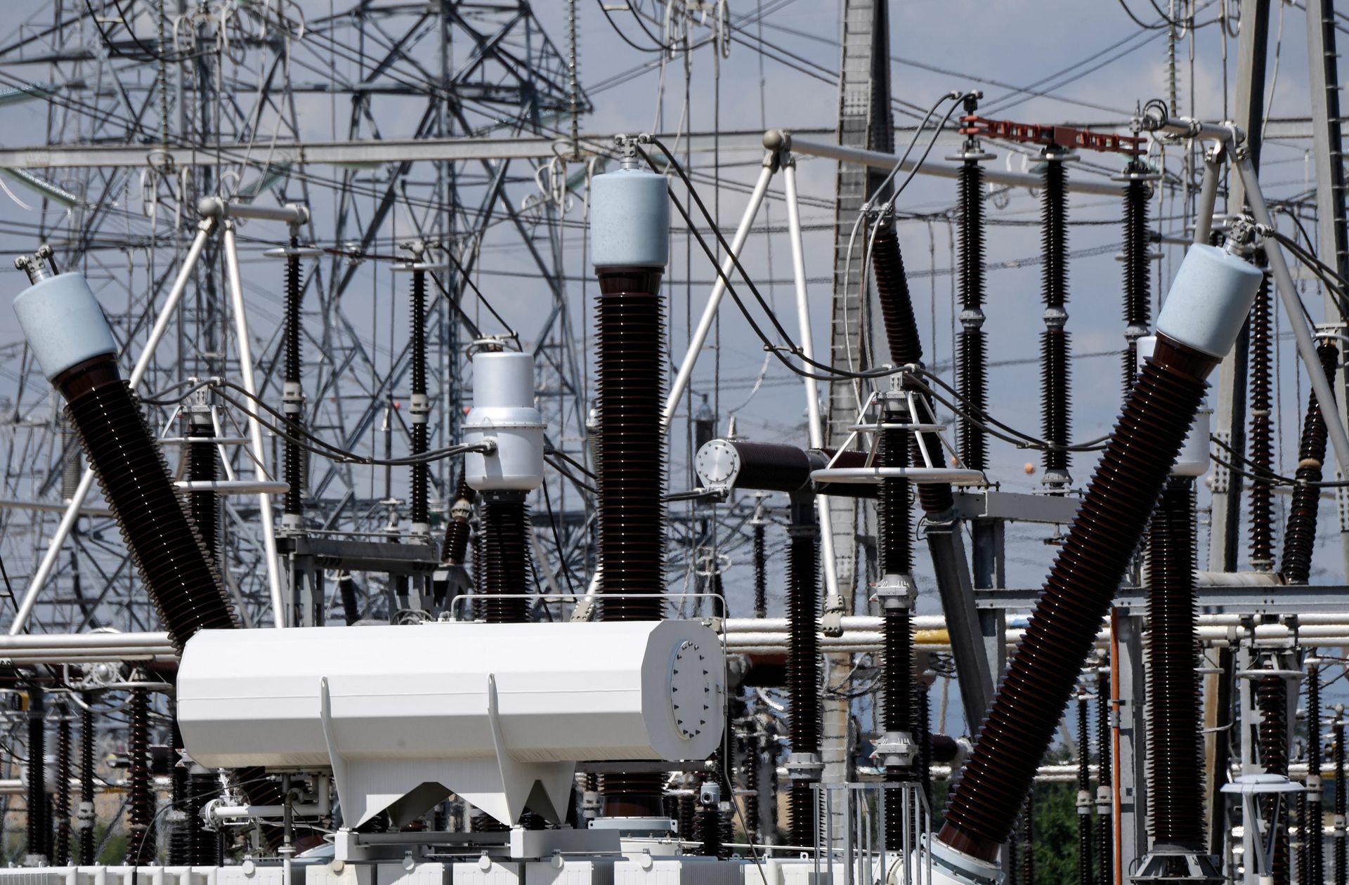 IBR Model Validation & Ride-Through