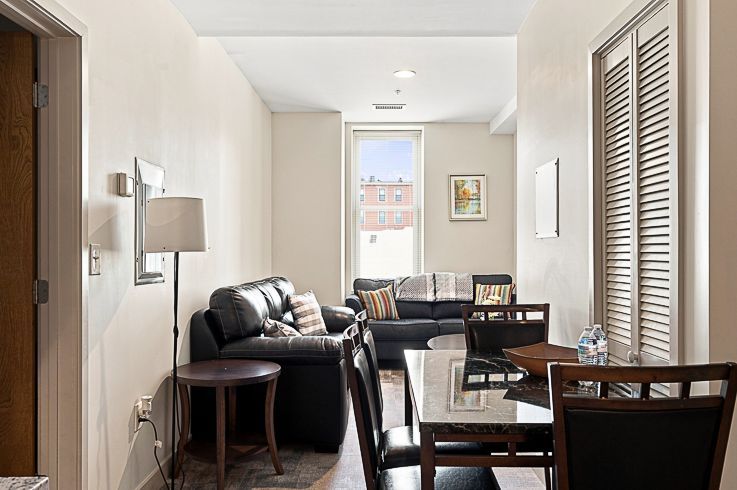 Downtown Cleveland Loft 203