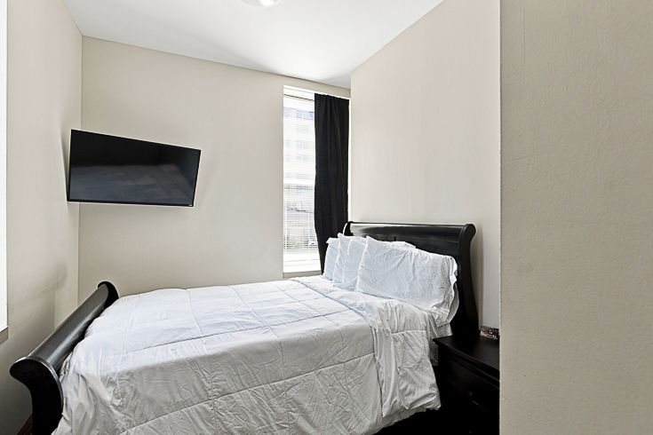 Downtown Cleveland Loft 204
