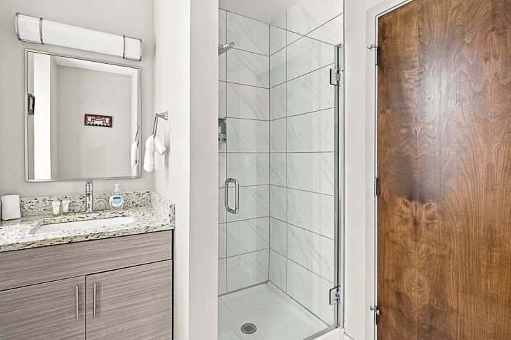 Downtown Cleveland Loft 206
