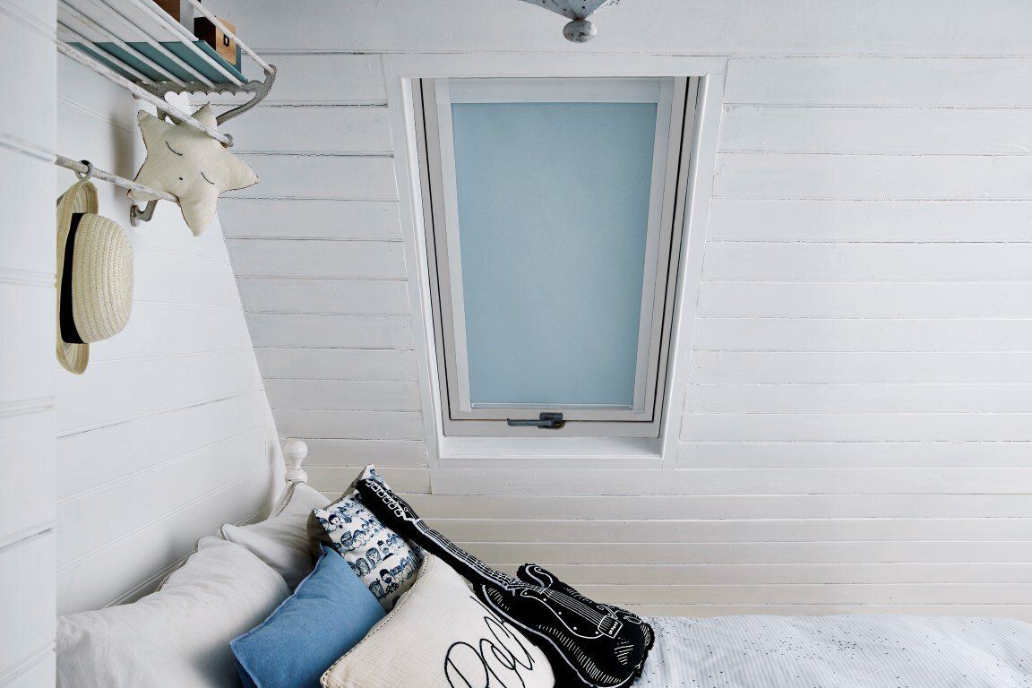 ROOF WINDOW BLINDS 4
