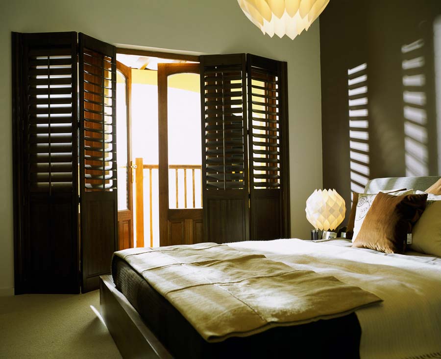 Tall venetian blinds