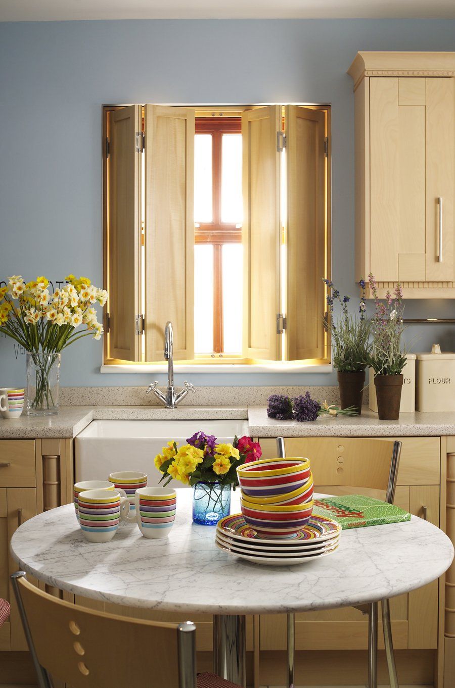 solid blinds in kitchen
