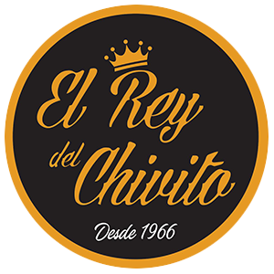 Logo circular negro y dorado de “El Rey del Chivito”, con corona y “Desde 1966”.