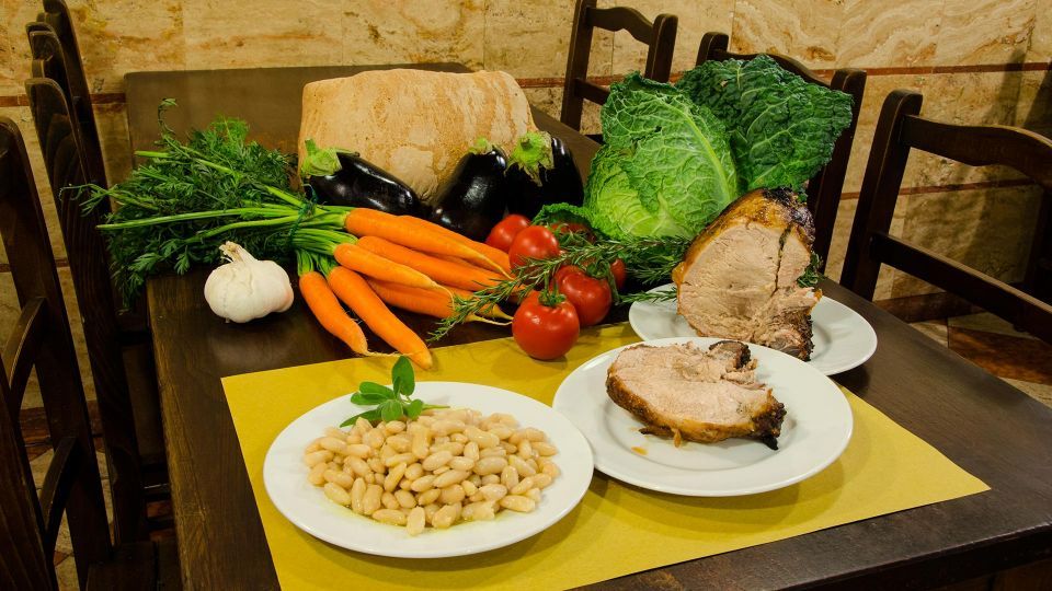 verdure fresche  e pietanze tipiche