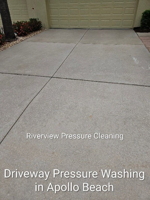 Clean driveway after professional driveway pressure washing in Apollo Beach FL