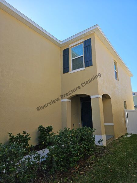 Fascia pressure washing in Riverview, FL after removing mold and algae