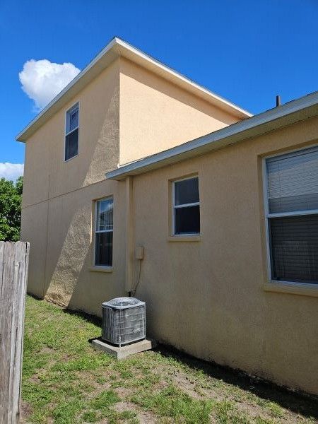 House with clean walls