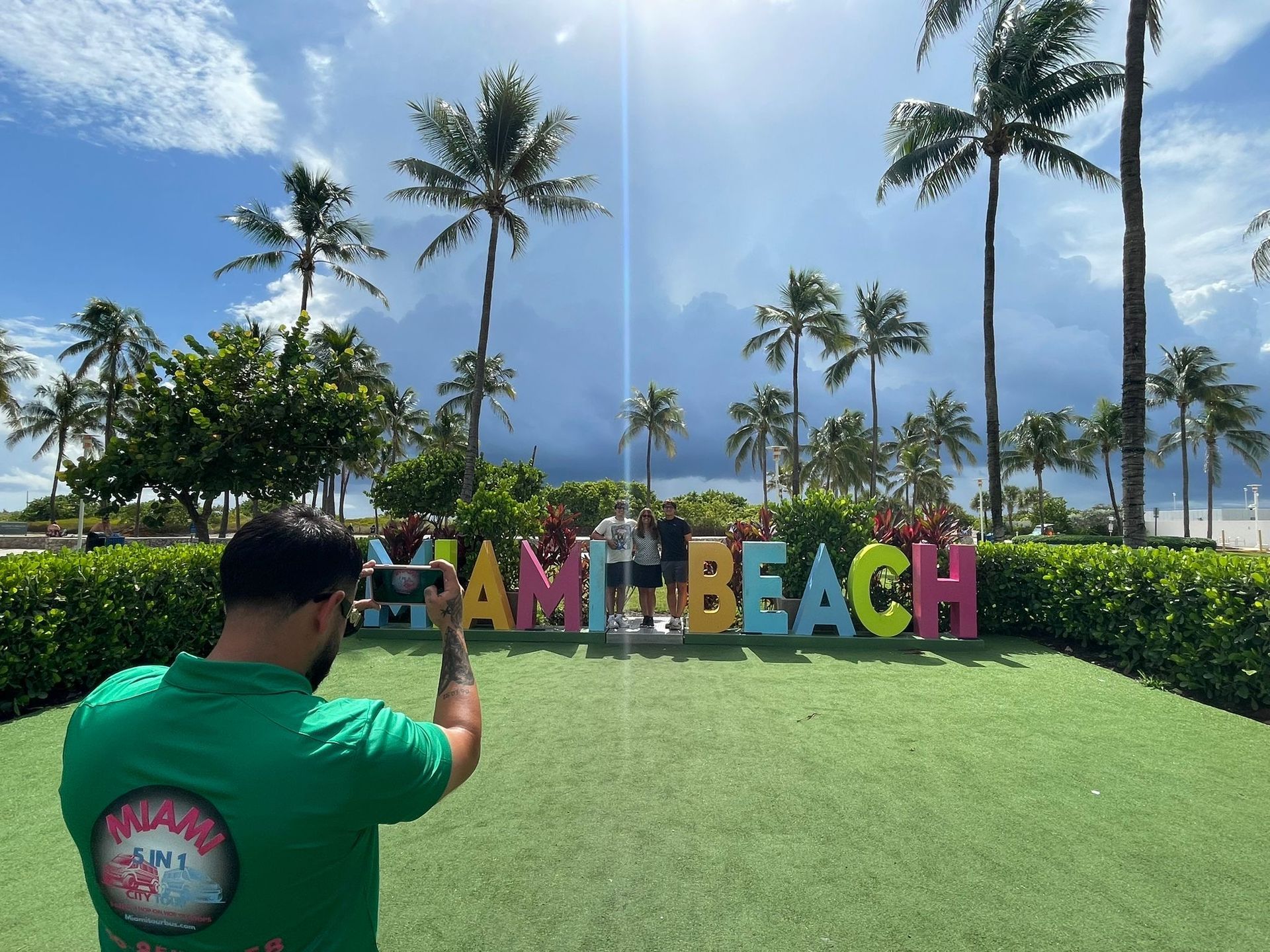 Only when you explore Miami you find the hiding Gems like the Miami Beach Sign in South Beach, wile you explore Miami by Hop on hop off Bus 