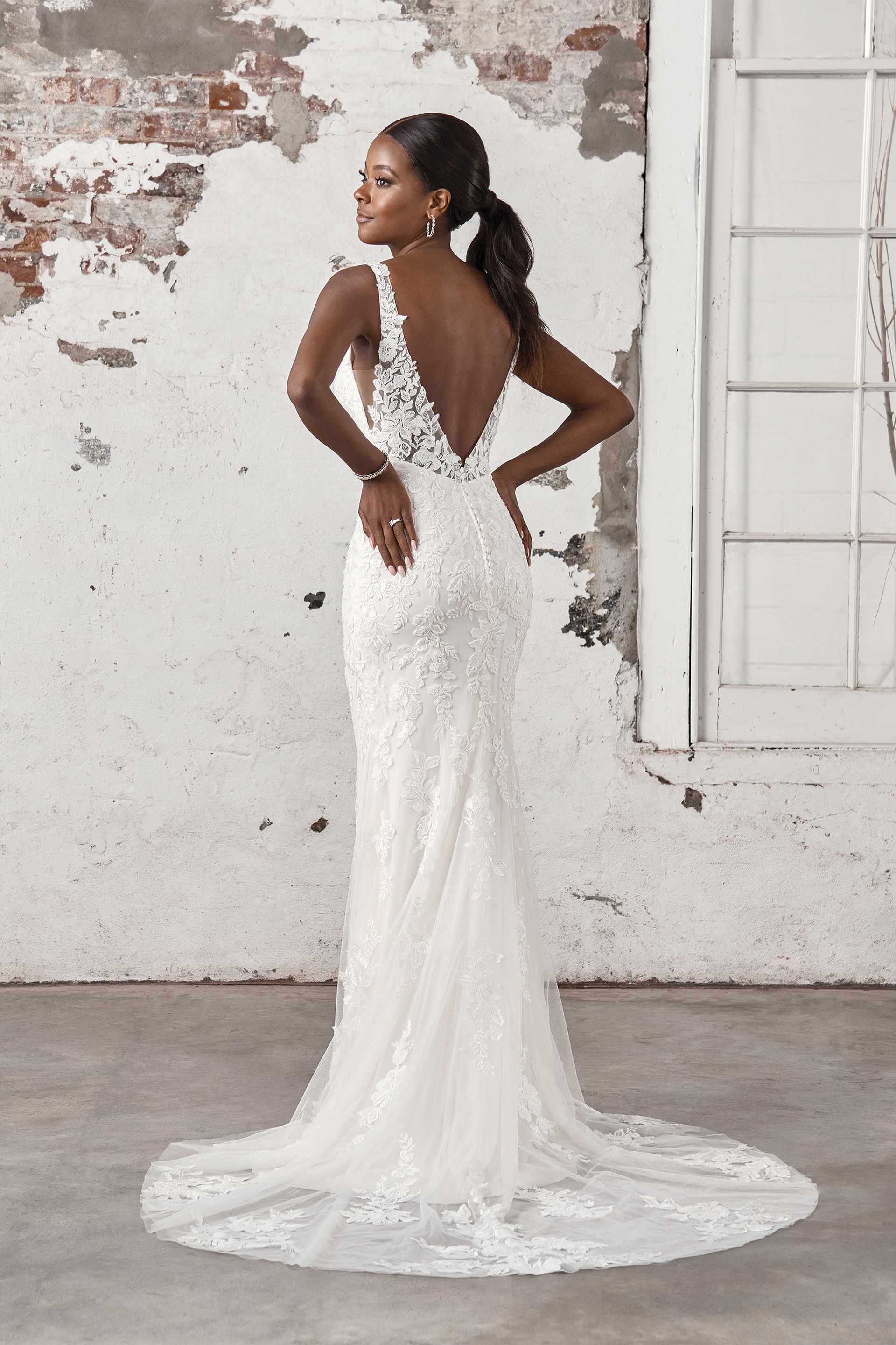 abito da sposa medio-lungo