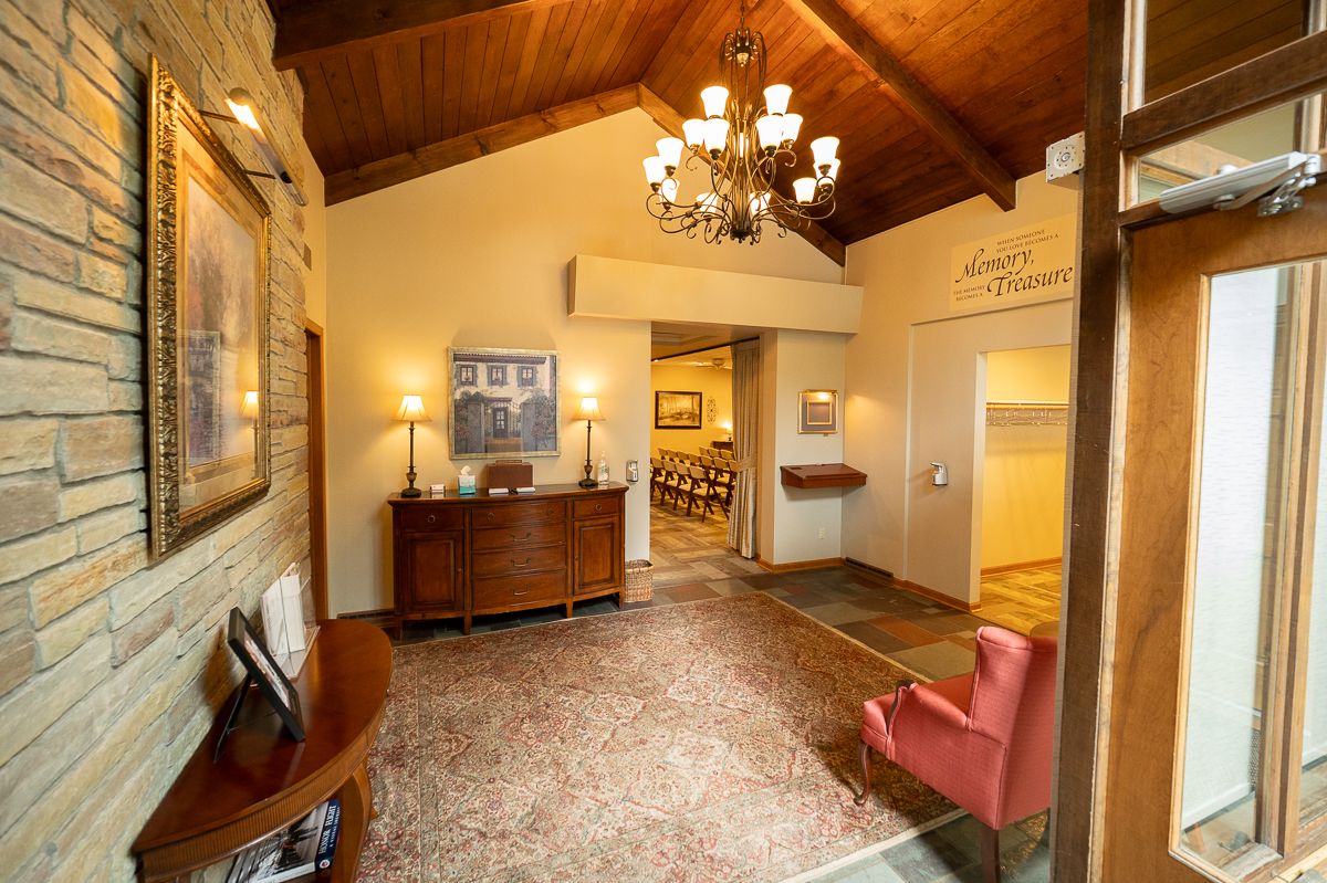 Cedarburg | Mueller Funeral Homes & Crematory