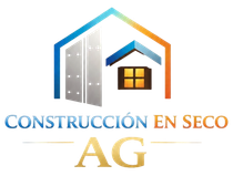 Logo de Construcción en Seco AG con casa estilizada en azul, naranja y gris
