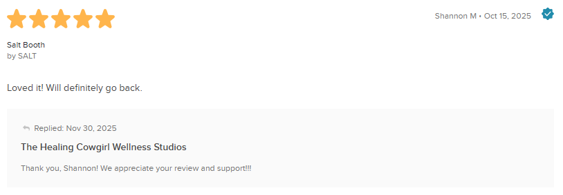 Five-star restaurant review praising “The Island Bar & Grill” with a short thank-you reply.