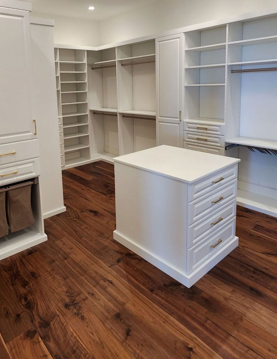 Custom Walk-In Closet System