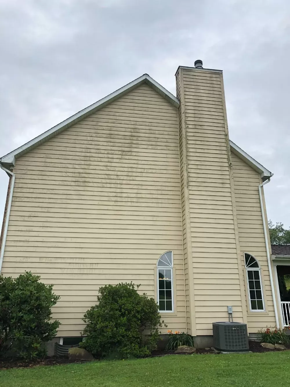 House Before Wash — Homer City, PA — Awesome Exteriors Pressure Washing LLC