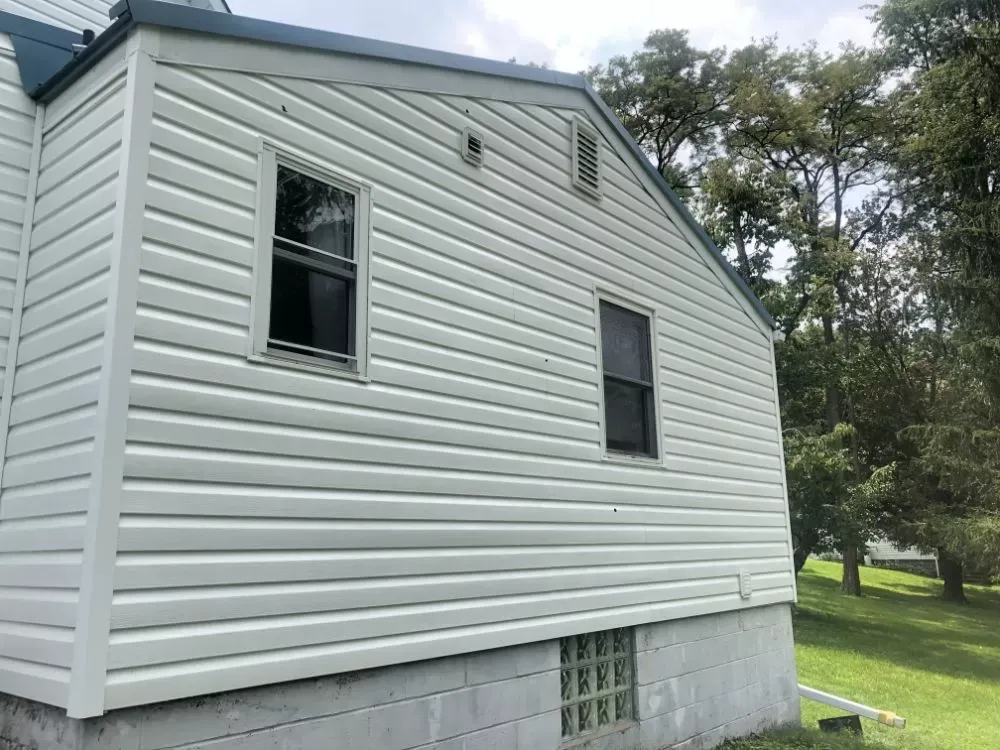 White House Soft Wash — Homer City, PA — Awesome Exteriors Pressure Washing LLC