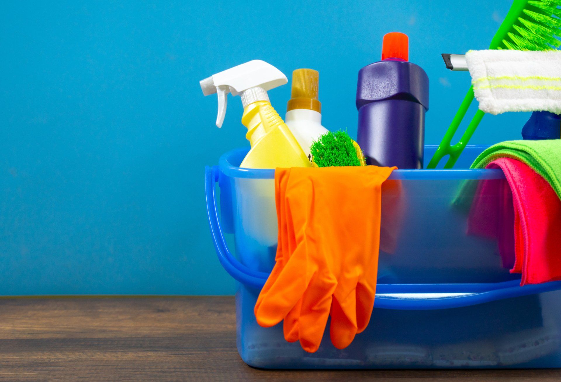 Cleaning Set - Phoenix, AZ - GreenPro Cleaning
