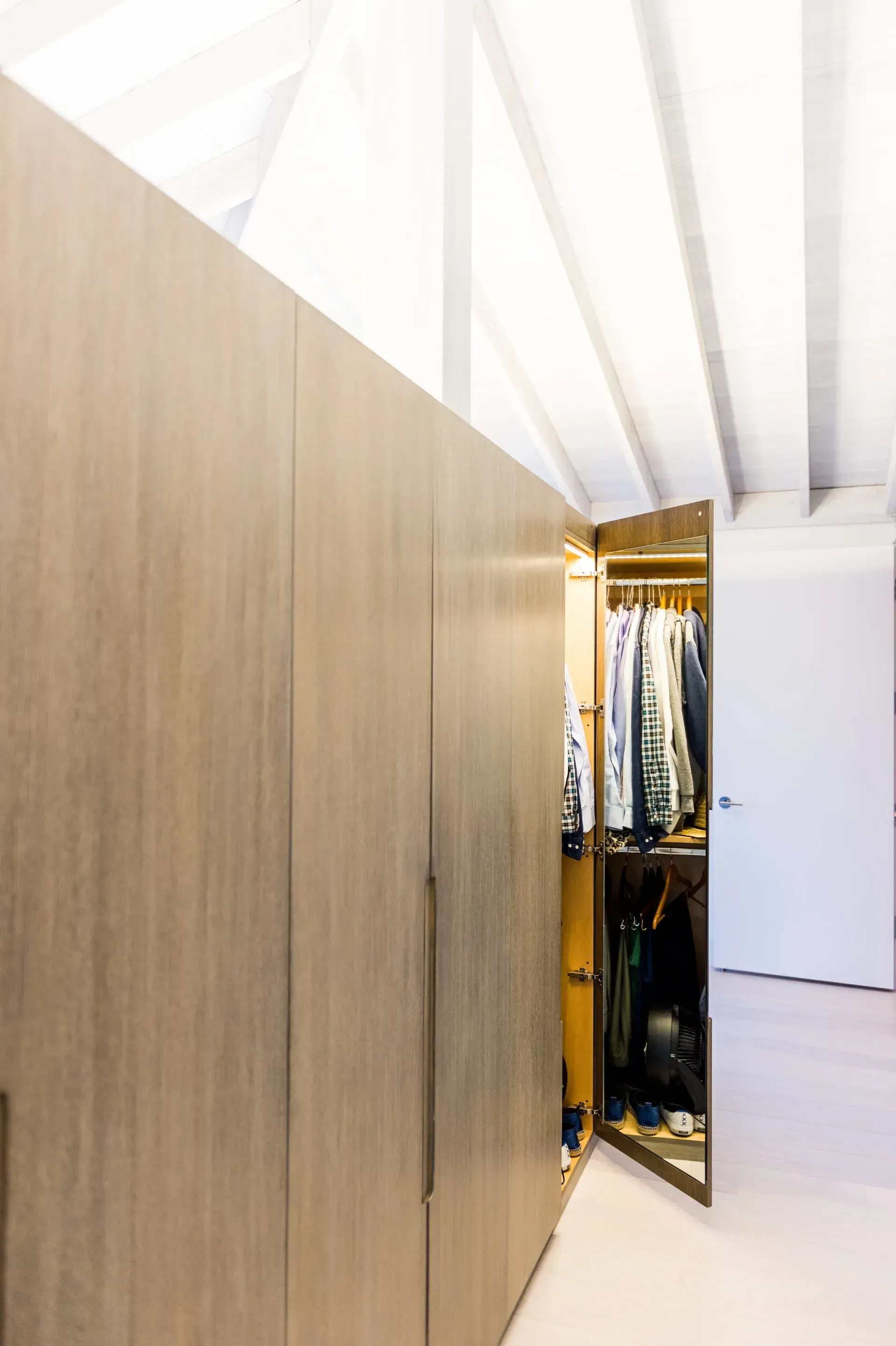 Platform bed w/ wardrobe - Monetti Builders
