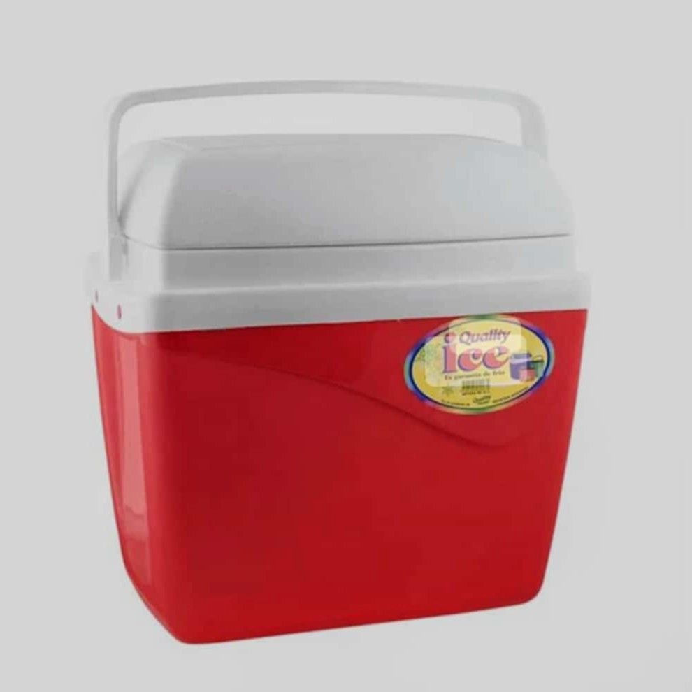 Nevera Igloo roja y blanca con tapa y asa transparentes sobre fondo liso.