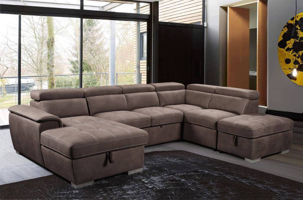 BRIGHTON — Furnishers in Alice Springs, NT