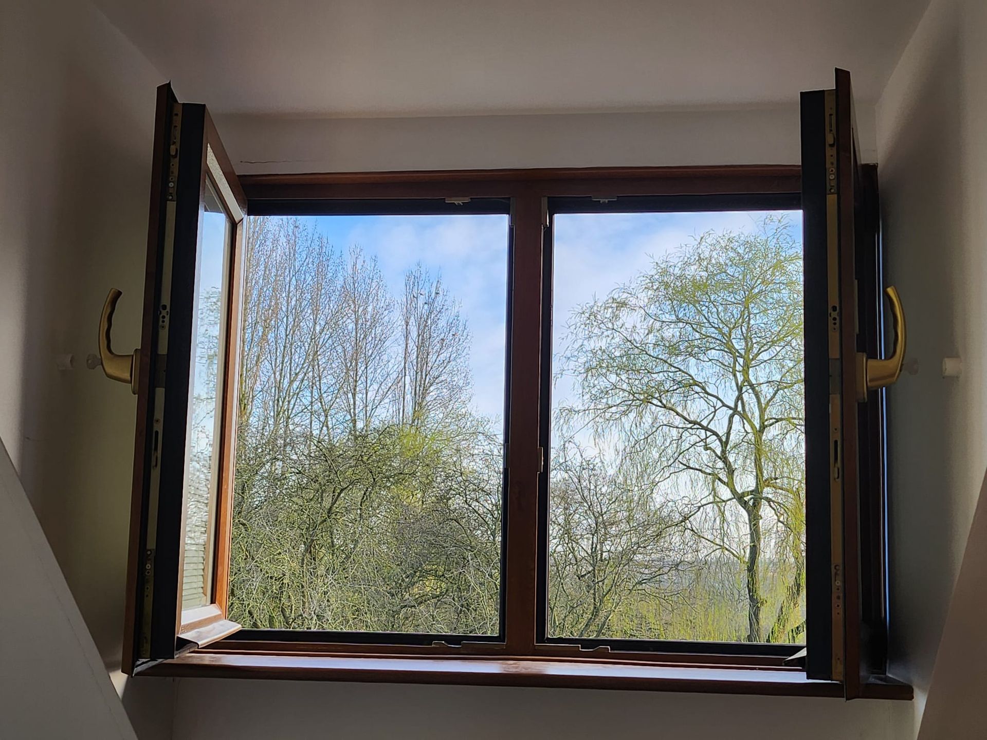 UPVC TILT & TURN WINDOWS | NEEDHAMS