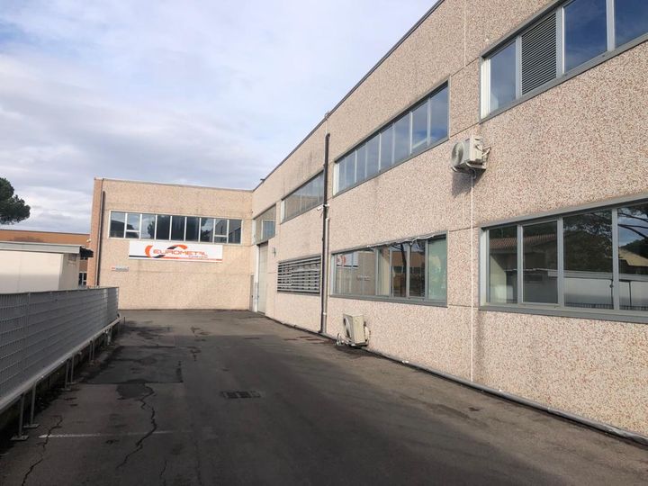 struttura in acciaio su misura