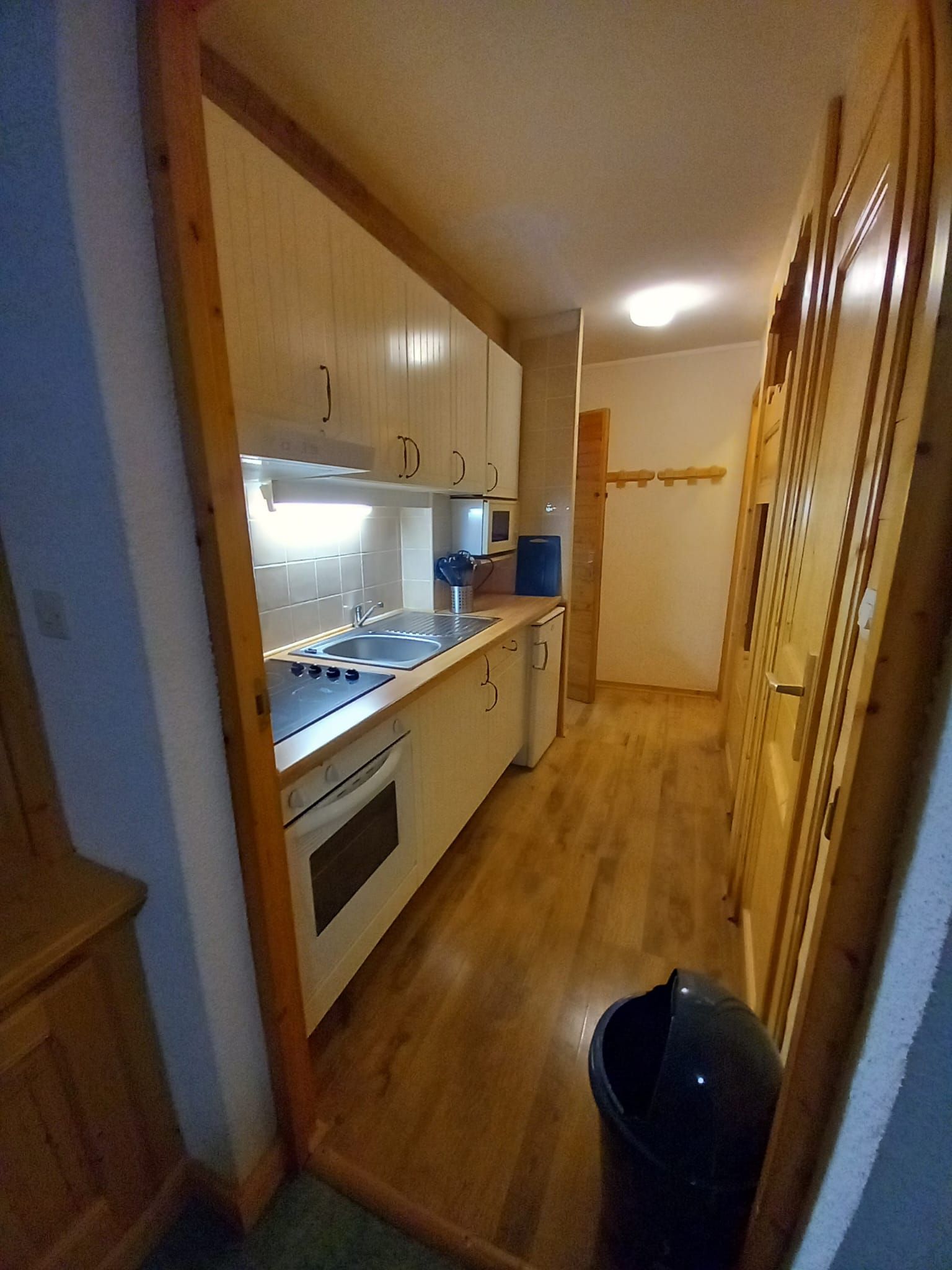 Studio Altiport kitchen