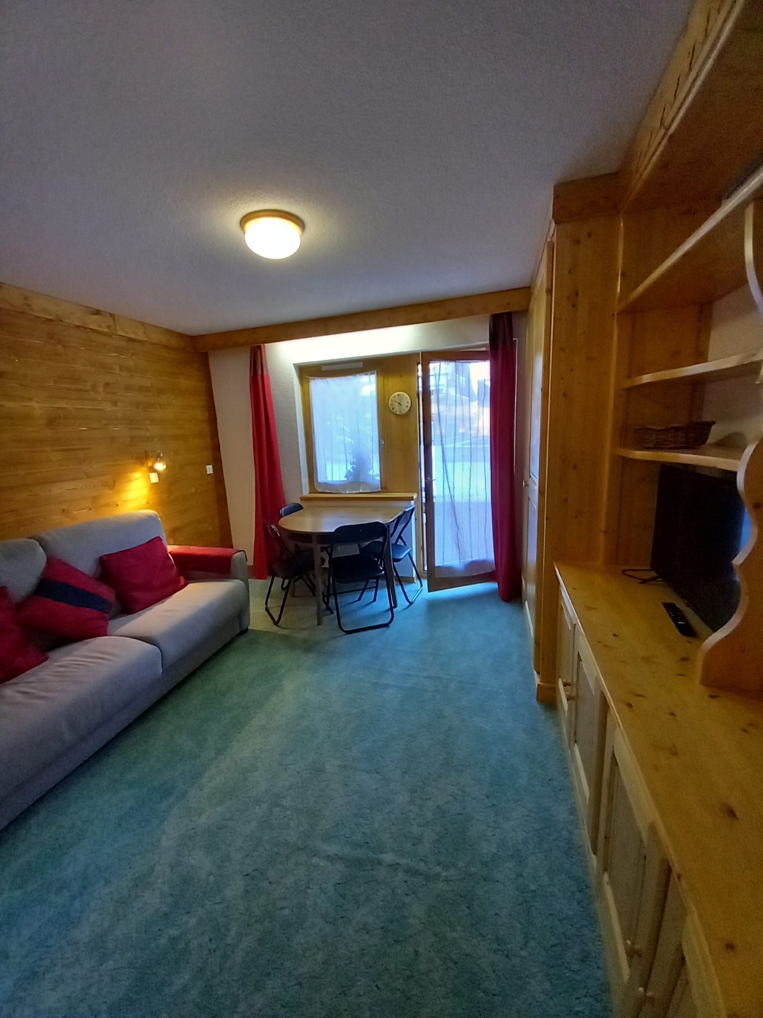 Studio livingroom