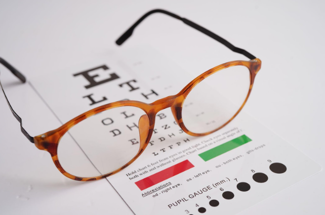 Summer Vision Checklist Should Start With a Free LVC Consultation | South Shore Eye Care
